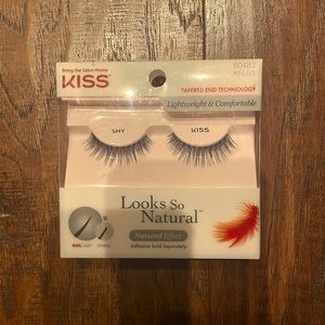 Kiss eyelashes